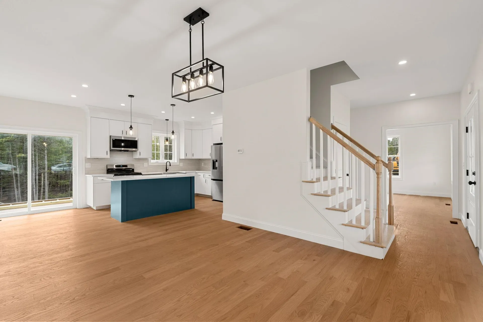 10 Blaisdell Court Raymond NH 03077
