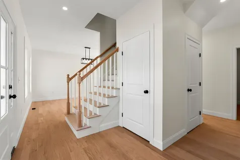 10 Blaisdell Court Raymond NH 03077