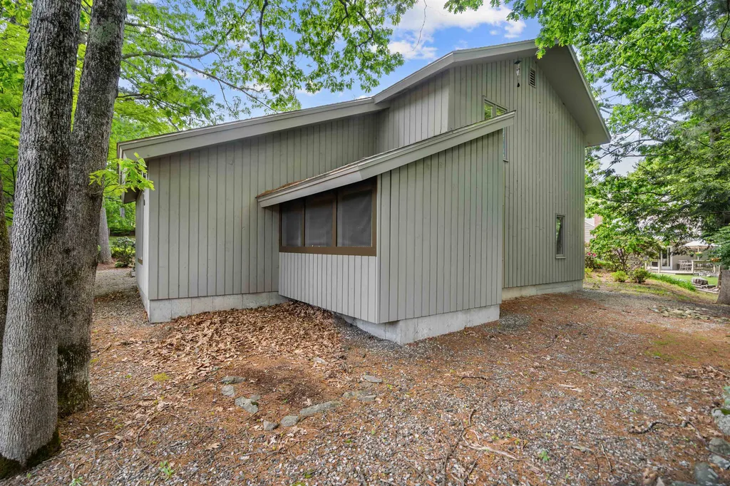 5 Birch Hill Drive Nashua NH 03063
