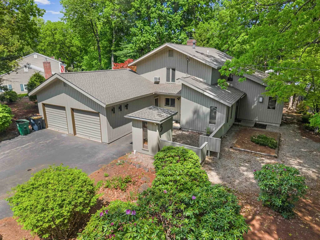 5 Birch Hill Drive Nashua NH 03063