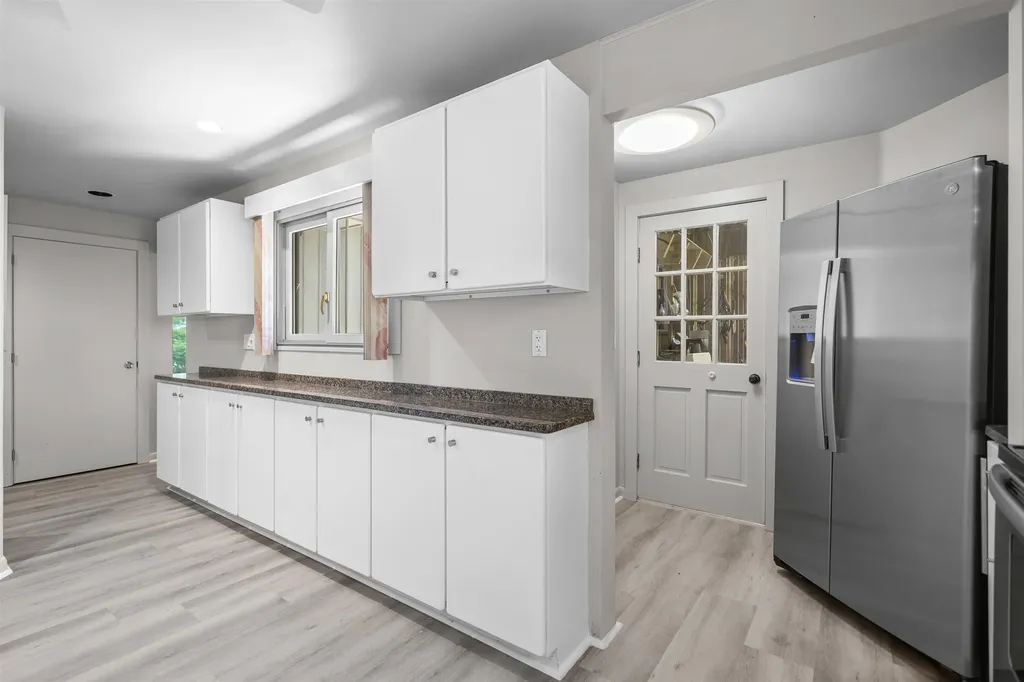 5 Birch Hill Drive Nashua NH 03063