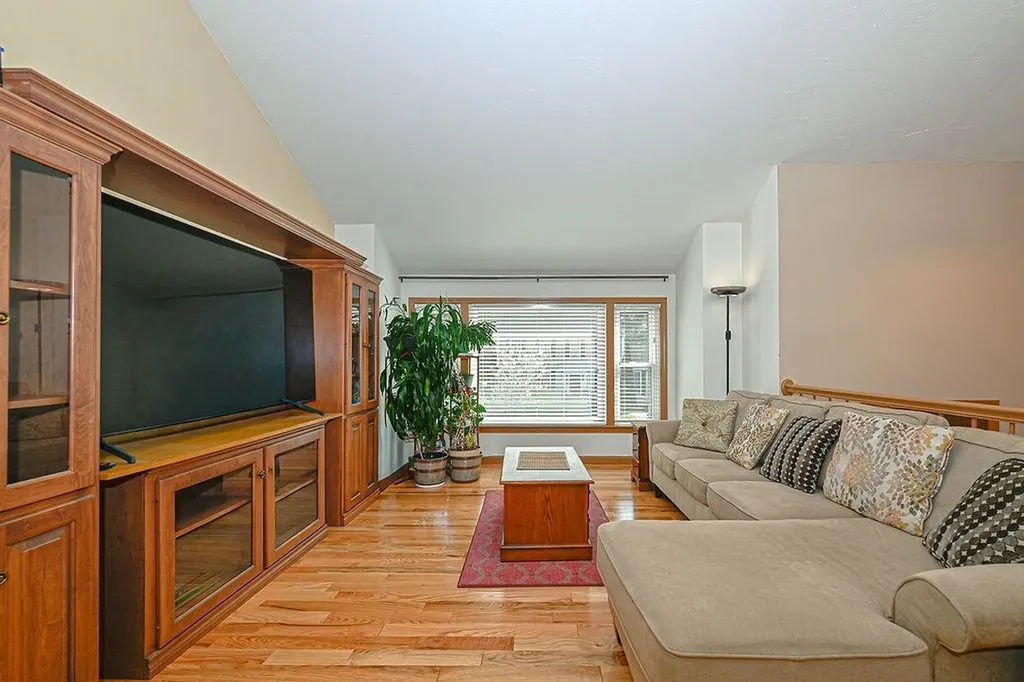 30 Cricket Lane Concord NH 03301
