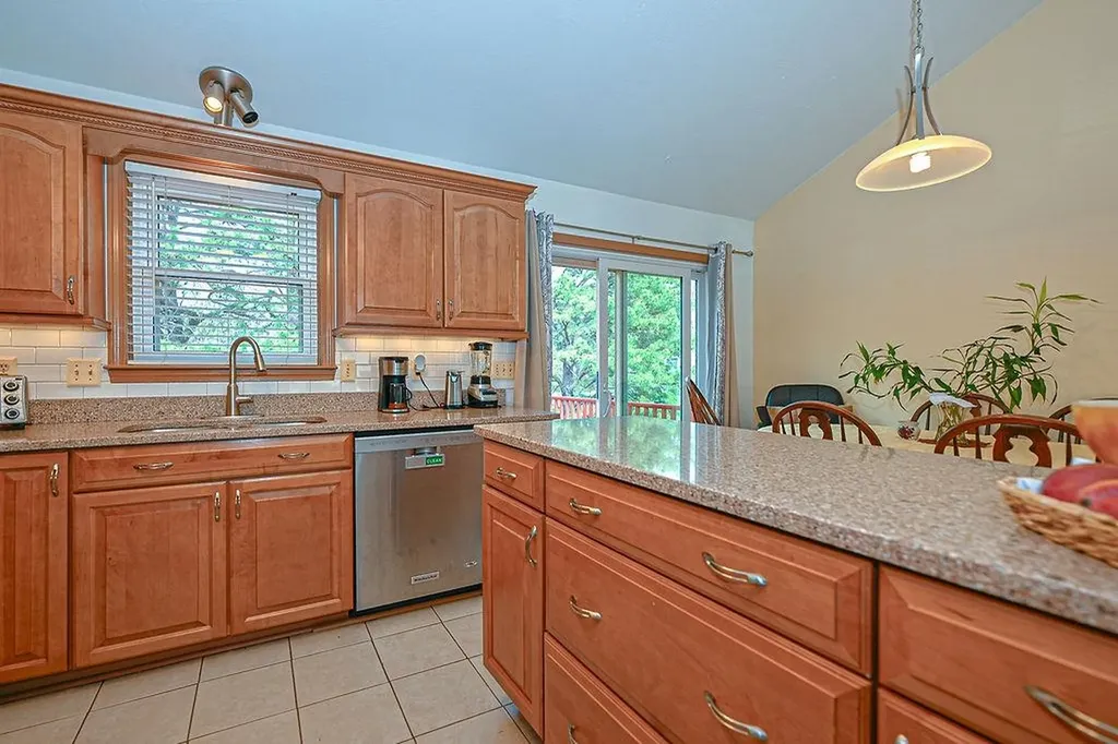 30 Cricket Lane Concord NH 03301