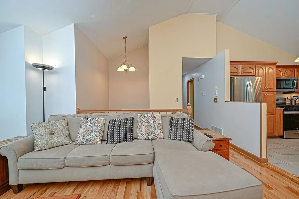 30 Cricket Lane Concord NH 03301