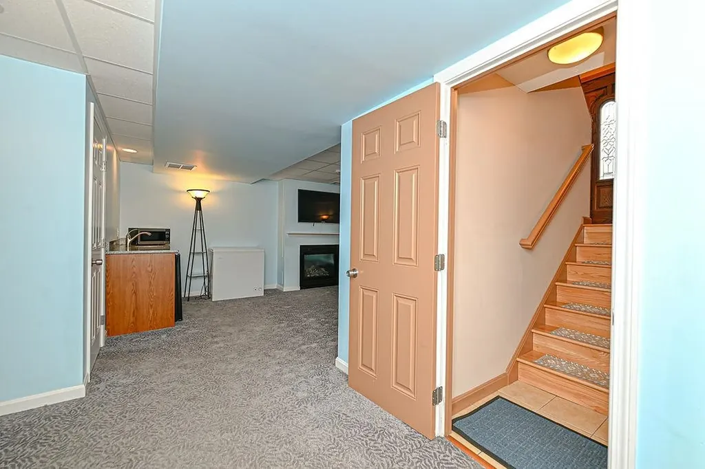 30 Cricket Lane Concord NH 03301