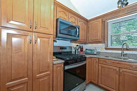 30 Cricket Lane Concord NH 03301