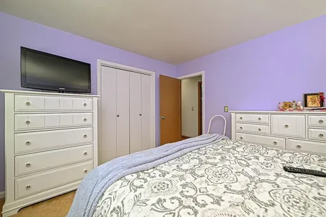 30 Cricket Lane Concord NH 03301