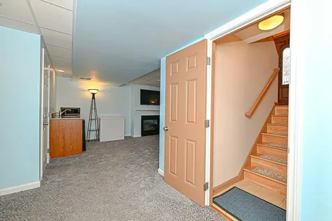 30 Cricket Lane Concord NH 03301