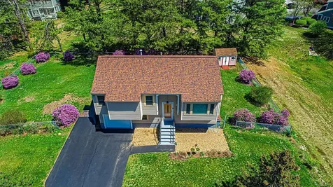 30 Cricket Lane Concord NH 03301