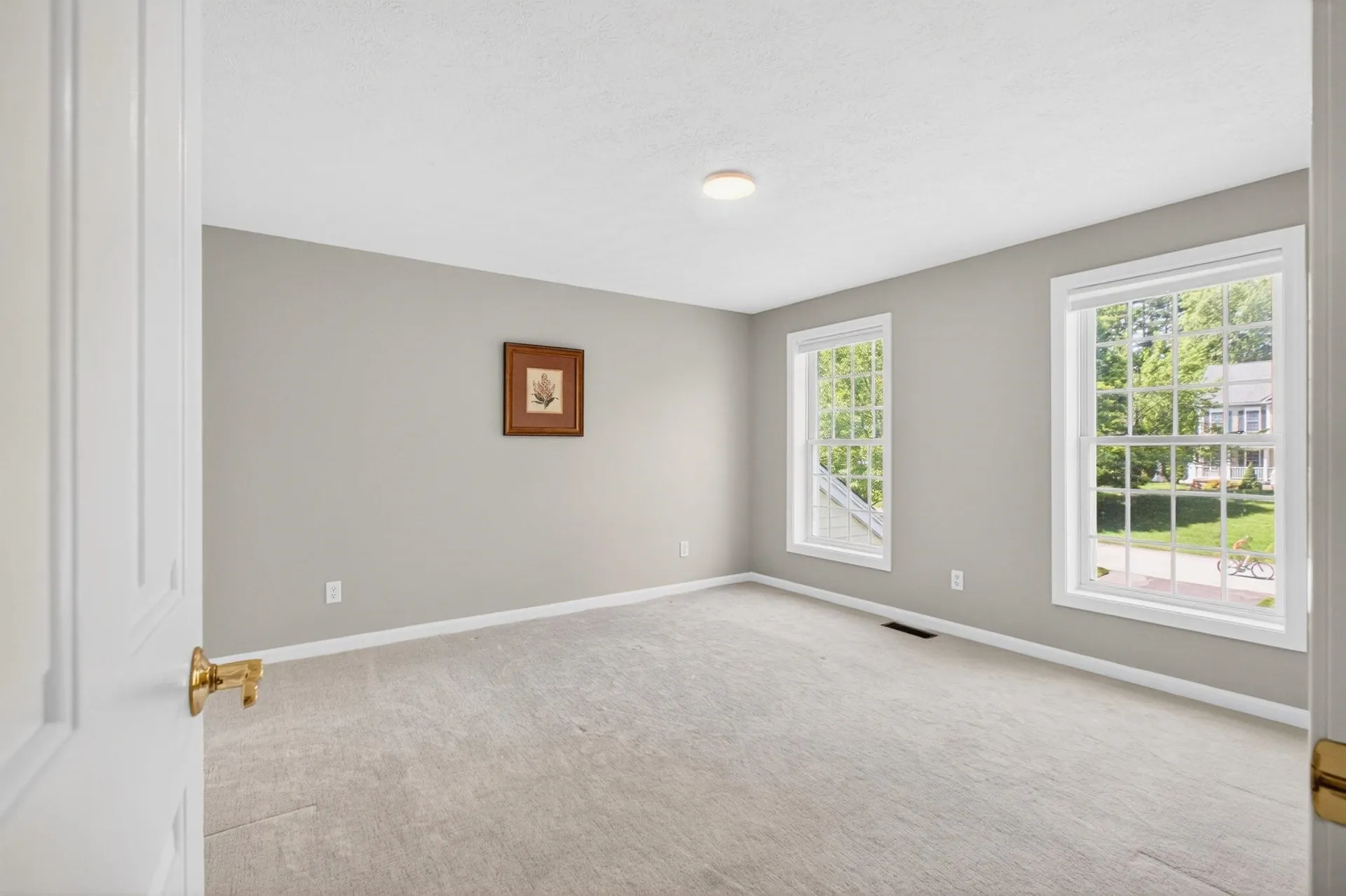 23 Tumble Road Bedford NH 03110