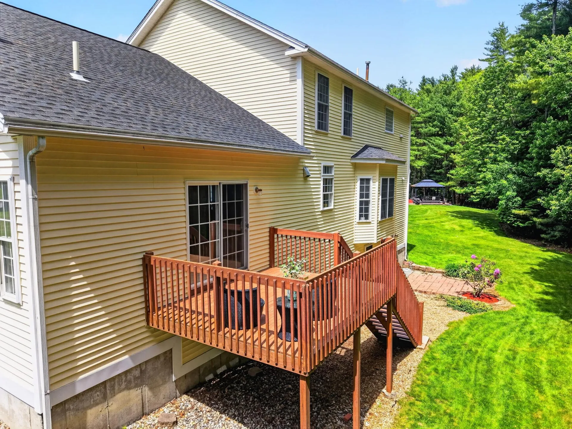 23 Tumble Road Bedford NH 03110