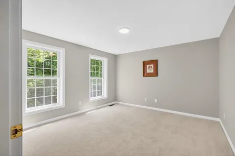23 Tumble Road Bedford NH 03110
