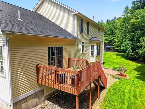 23 Tumble Road Bedford NH 03110