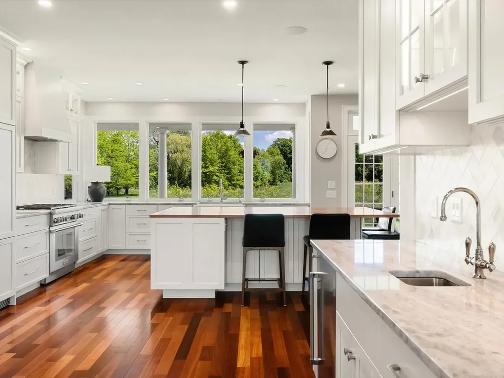 449 Palmer Lane Charlotte VT 05445