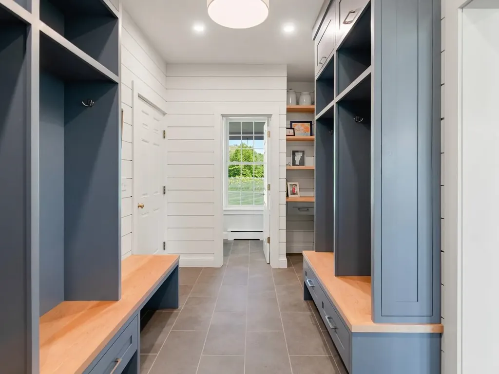 449 Palmer Lane Charlotte VT 05445