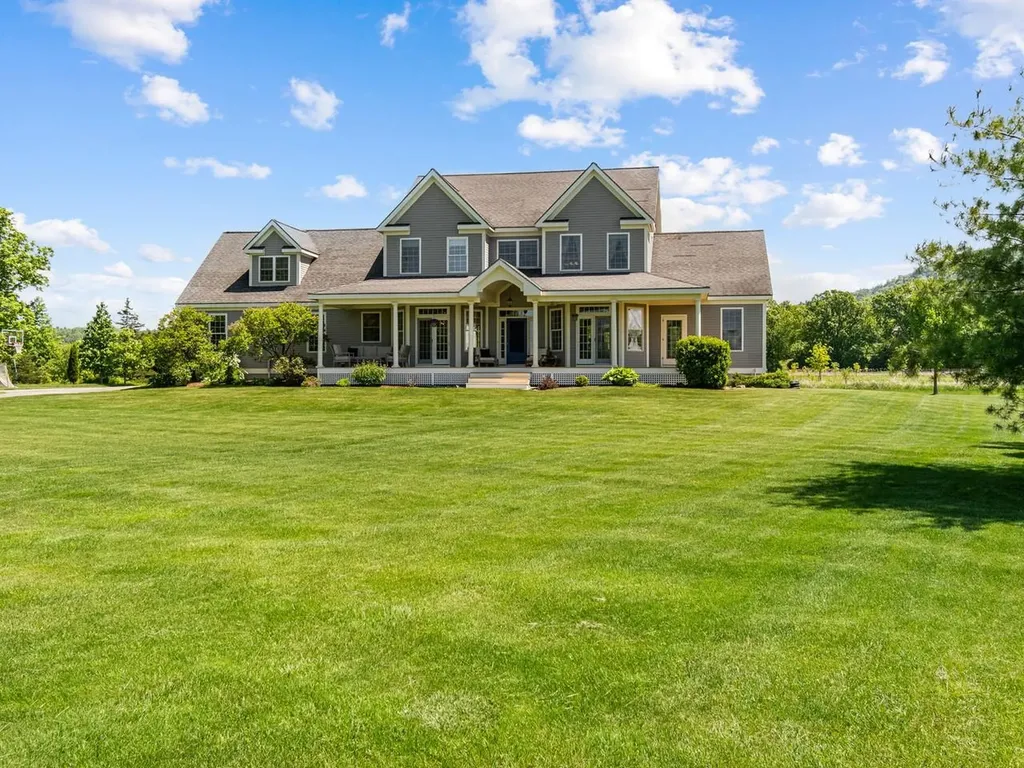 449 Palmer Lane Charlotte VT 05445