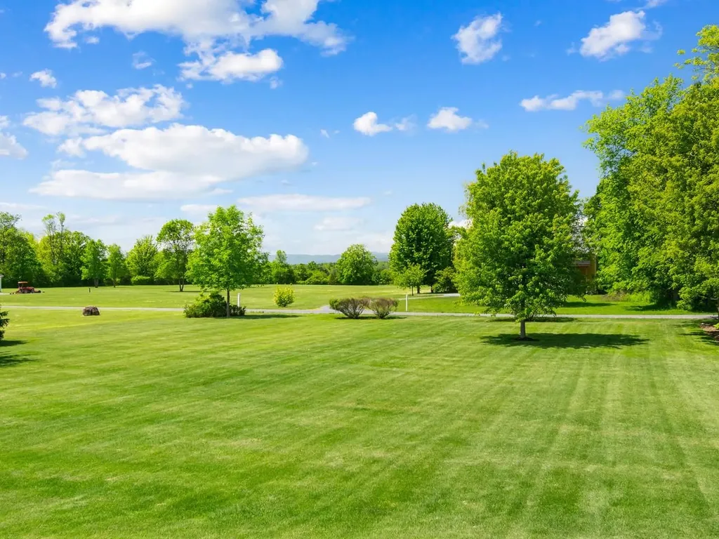 449 Palmer Lane Charlotte VT 05445