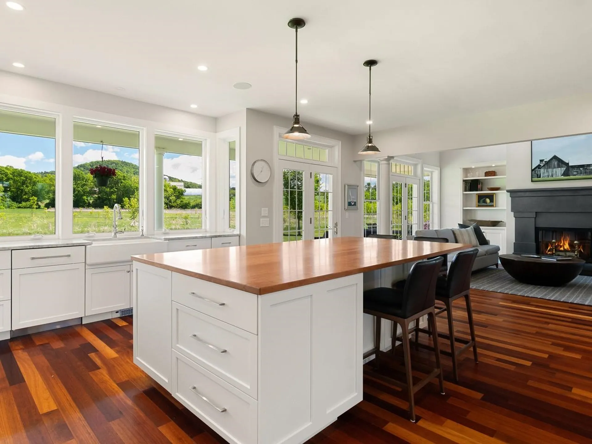 449 Palmer Lane Charlotte VT 05445