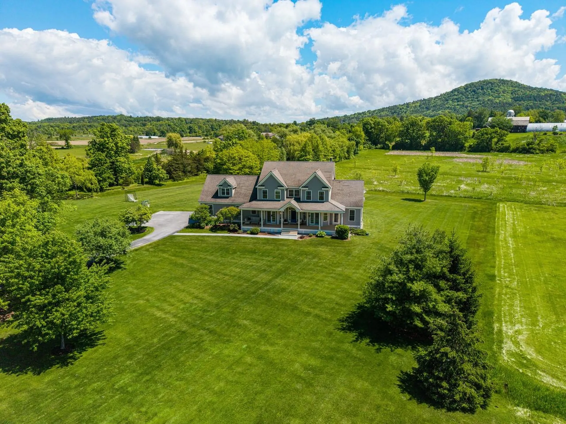 449 Palmer Lane Charlotte VT 05445