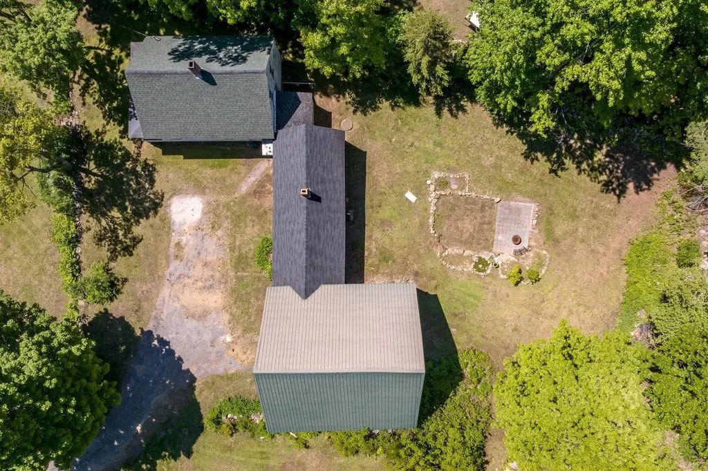 20 Maple Street Barnstead NH 03225