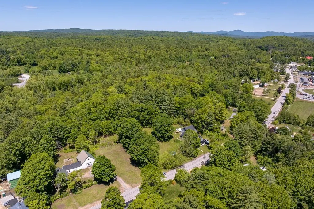 20 Maple Street Barnstead NH 03225