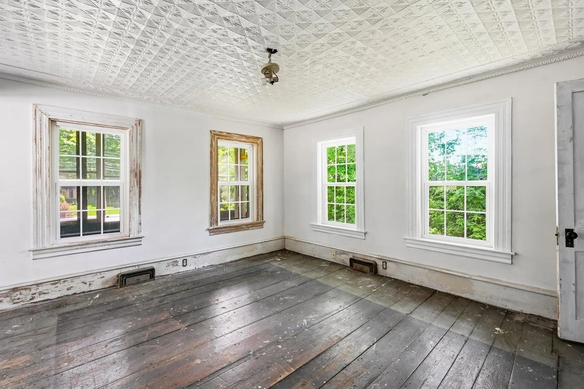 20 Maple Street Barnstead NH 03225