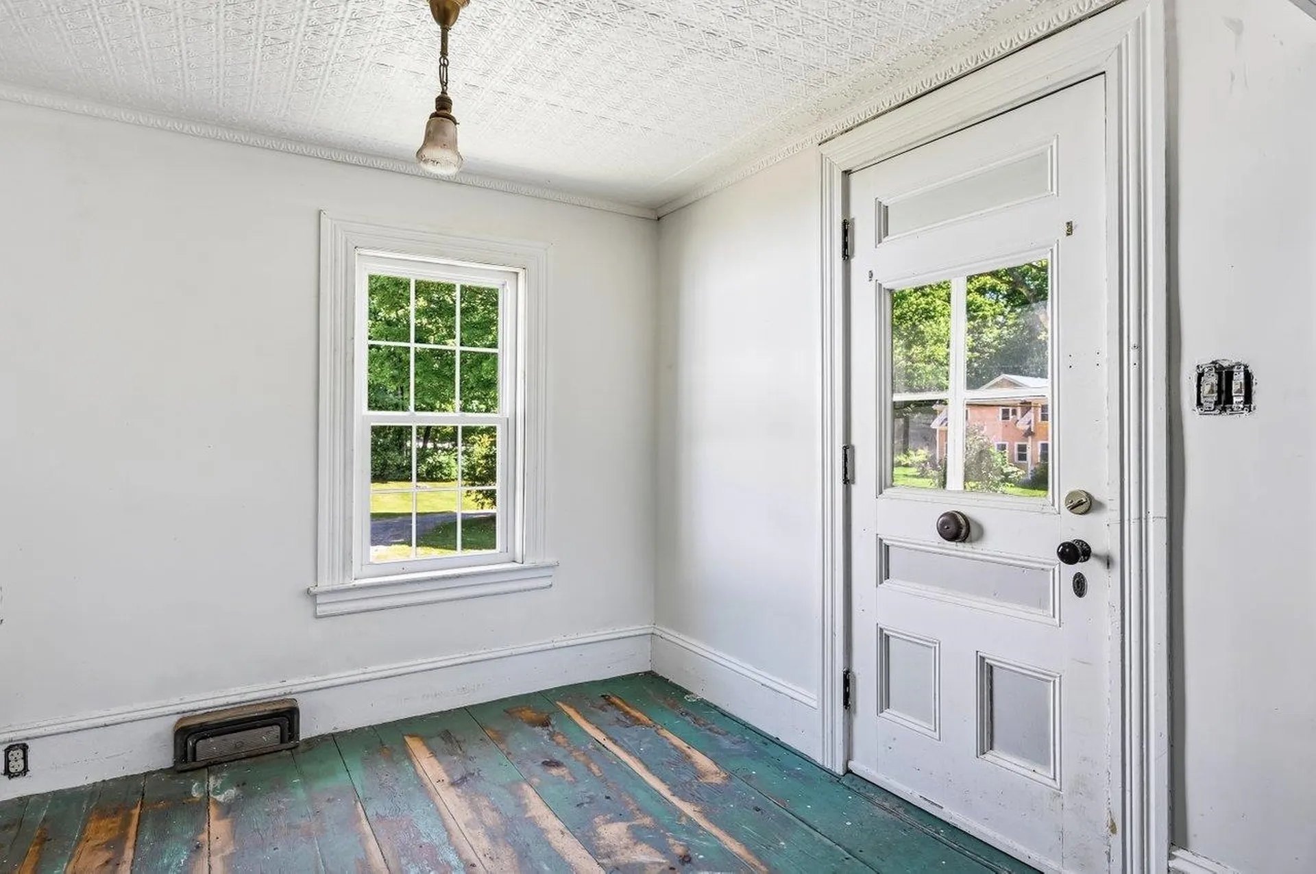 20 Maple Street Barnstead NH 03225