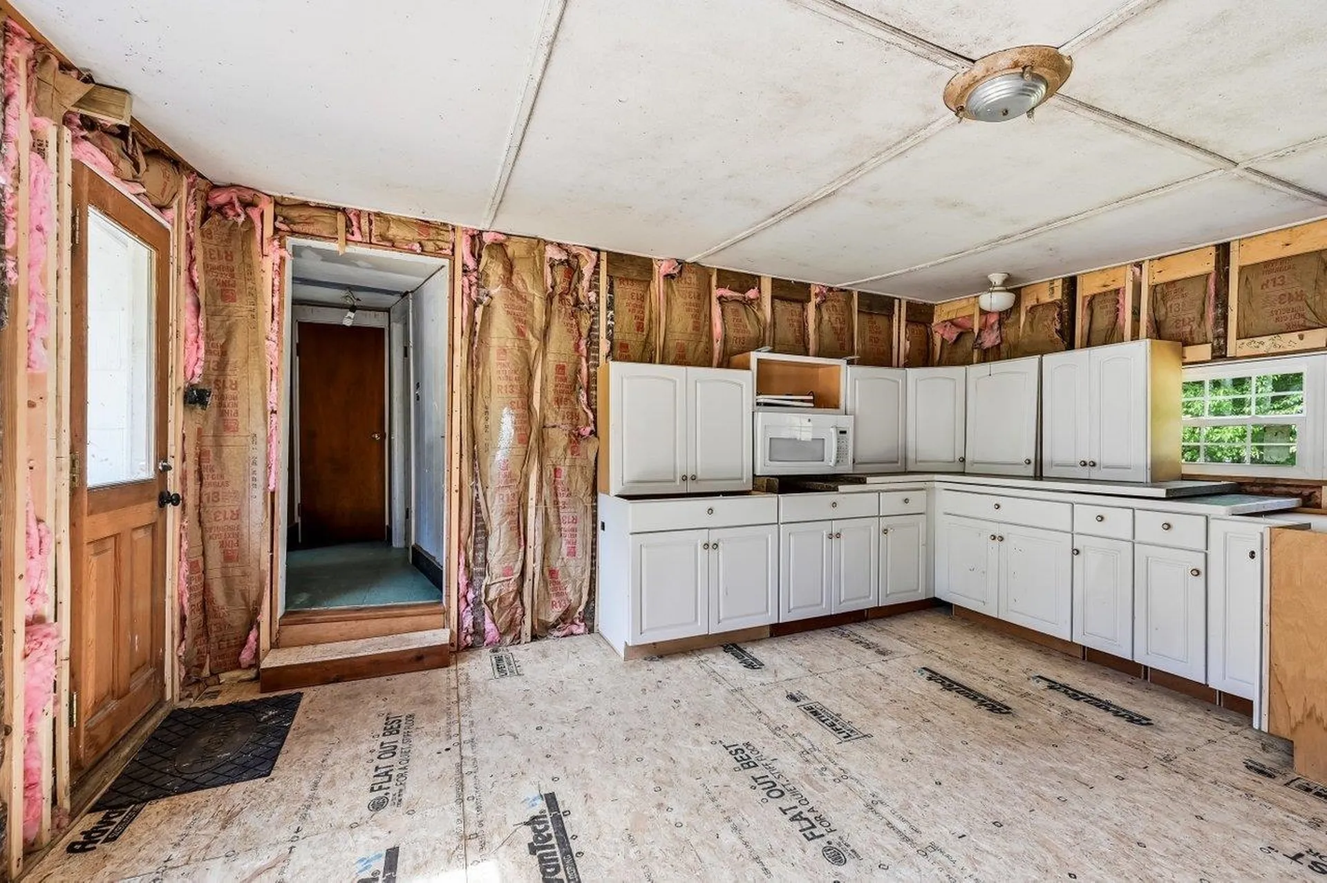 20 Maple Street Barnstead NH 03225