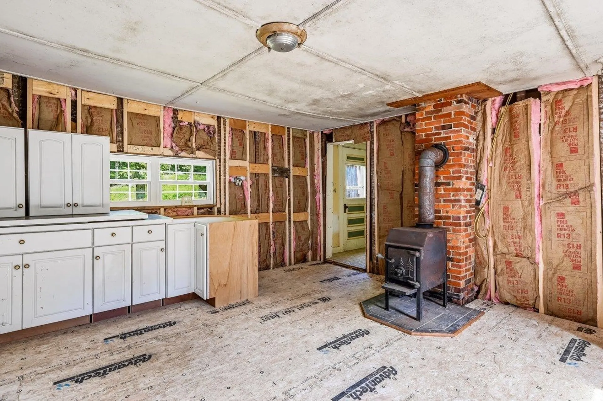 20 Maple Street Barnstead NH 03225