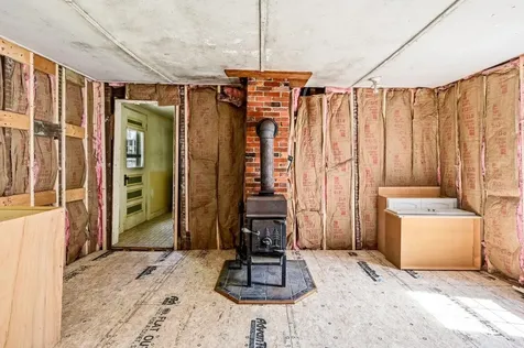 20 Maple Street Barnstead NH 03225