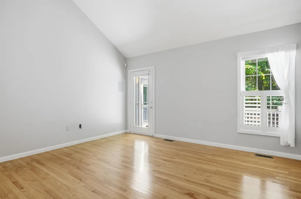 6 Meadowood Drive Exeter NH 03833