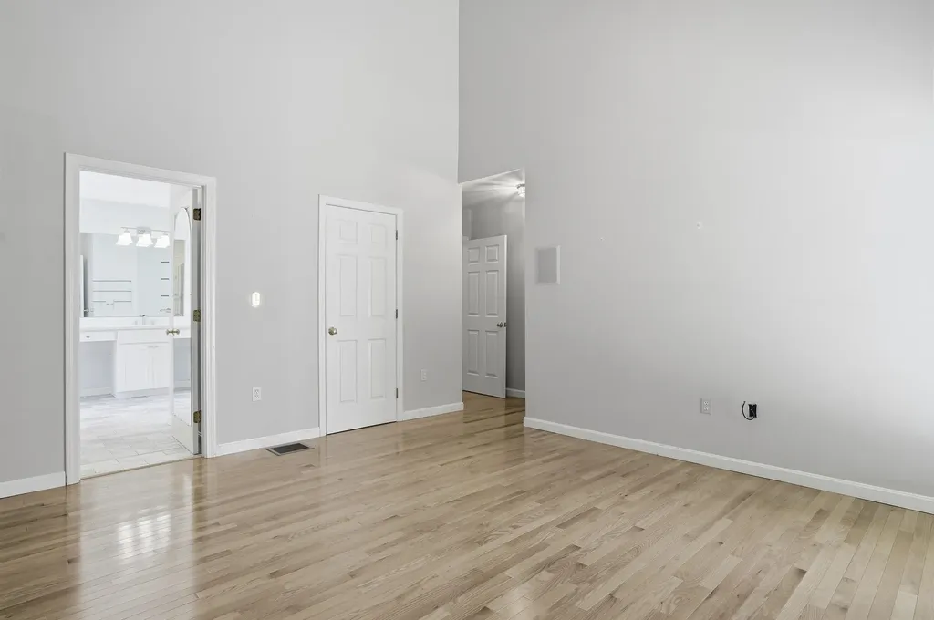 6 Meadowood Drive Exeter NH 03833