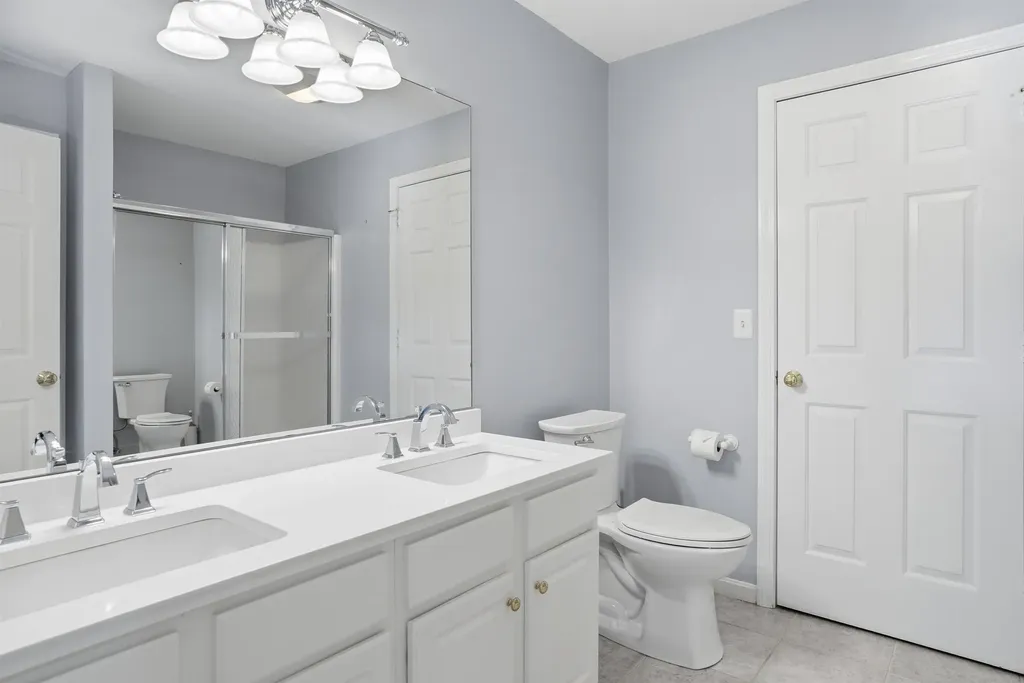 6 Meadowood Drive Exeter NH 03833
