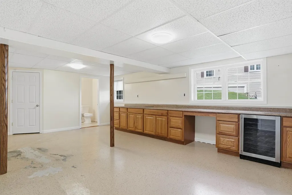 6 Meadowood Drive Exeter NH 03833