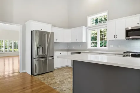 6 Meadowood Drive Exeter NH 03833