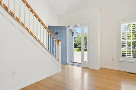 6 Meadowood Drive Exeter NH 03833