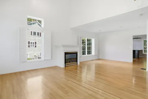 6 Meadowood Drive Exeter NH 03833