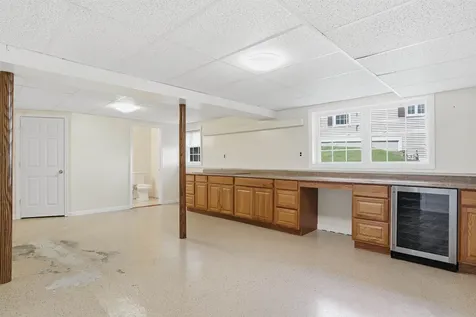 6 Meadowood Drive Exeter NH 03833