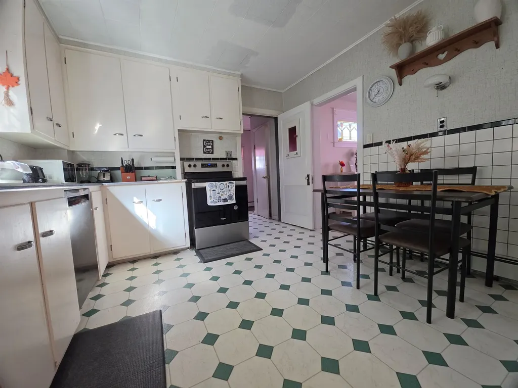 182 Madison Avenue Berlin NH 03570