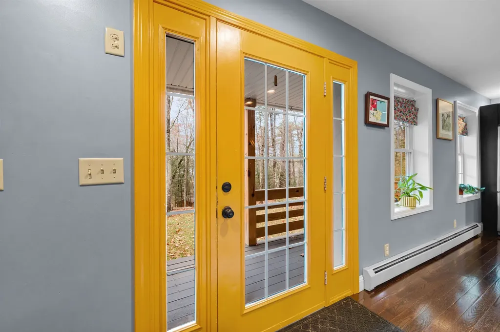288 Mica Point Road Barrington NH 03825