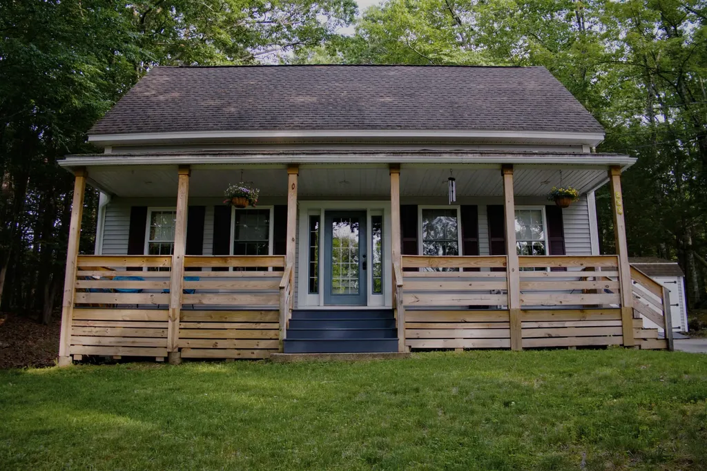 288 Mica Point Road Barrington NH 03825