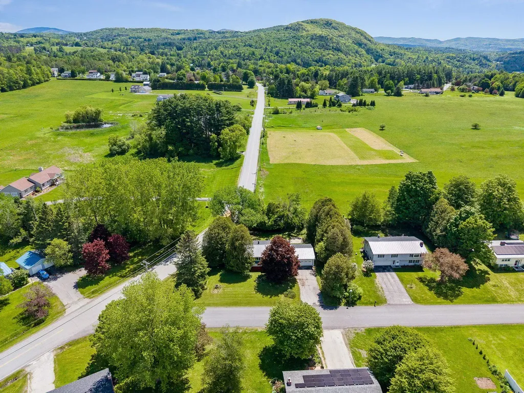 29 Ridgewood Terrace Barre Town VT 05641