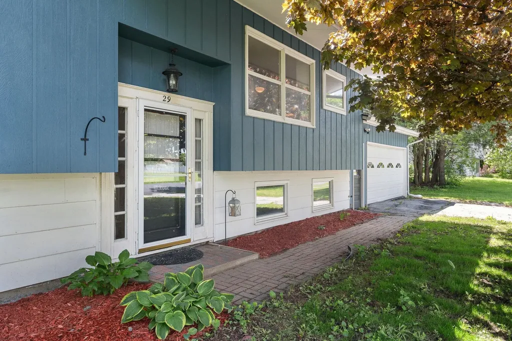 29 Ridgewood Terrace Barre Town VT 05641