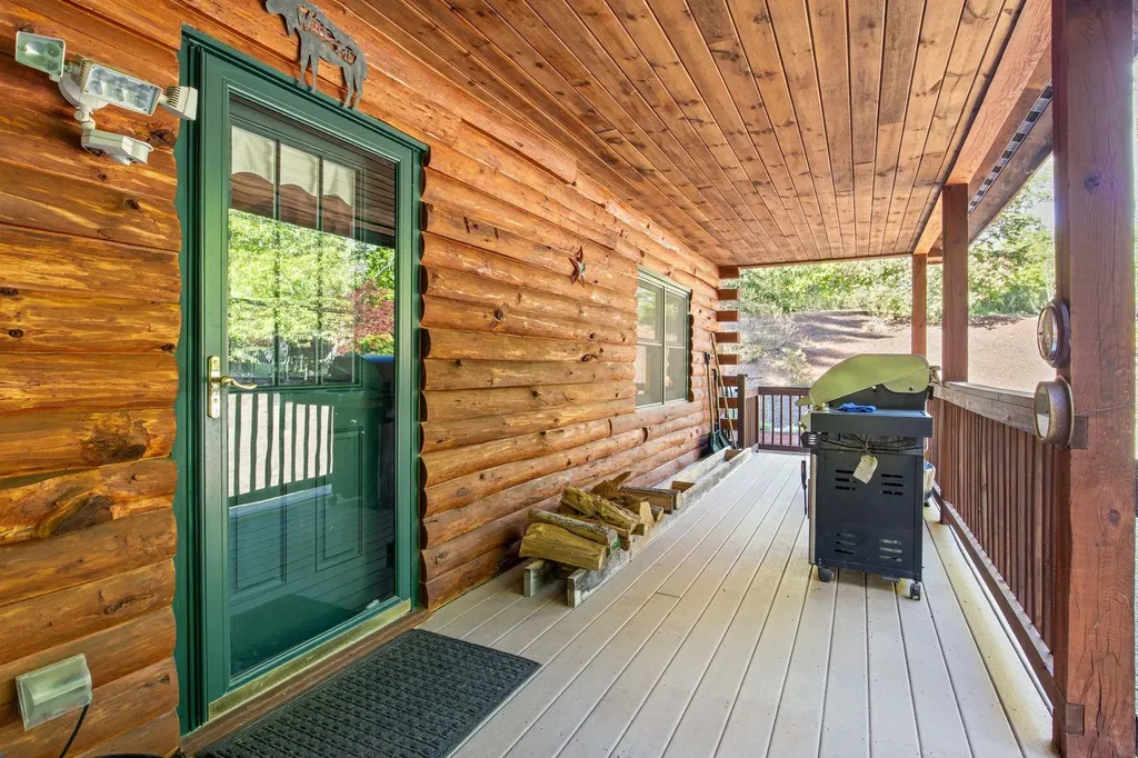 76 Clover Drive Wakefield NH 03830