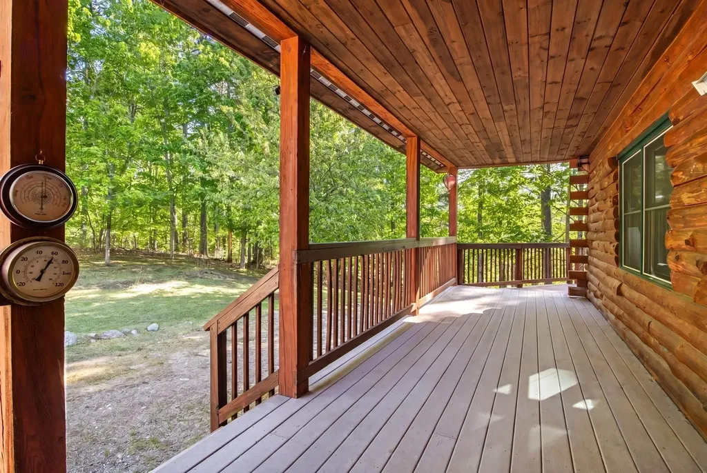 76 Clover Drive Wakefield NH 03830