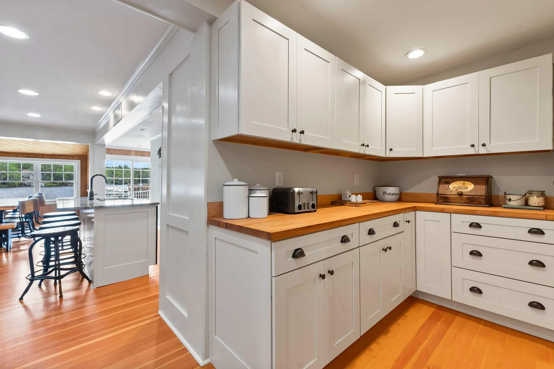 91 Lake Avenue Sunapee NH 03782