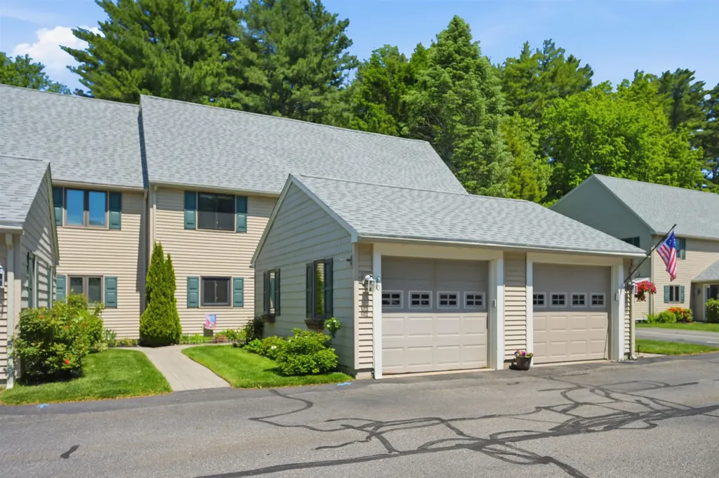 10 Hampton Towne Estate Hampton NH 03842