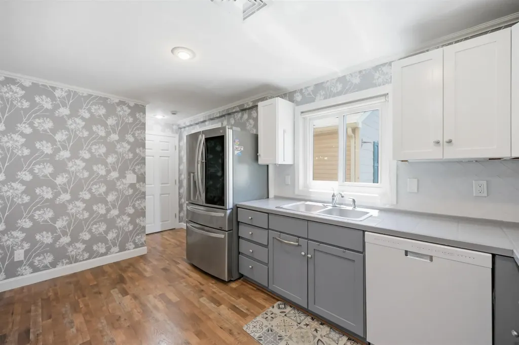 10 Hampton Towne Estate Hampton NH 03842