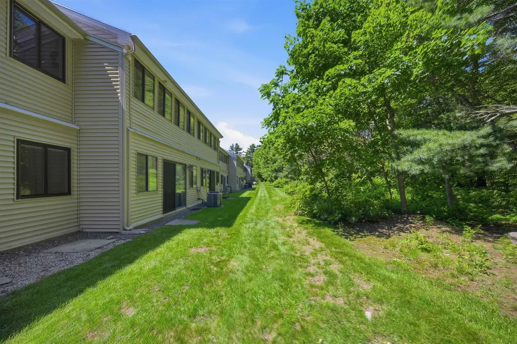 10 Hampton Towne Estate Hampton NH 03842