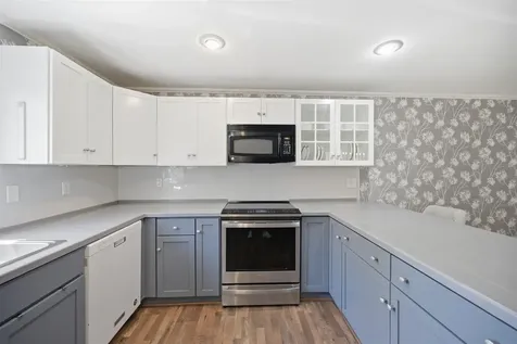 10 Hampton Towne Estate Hampton NH 03842